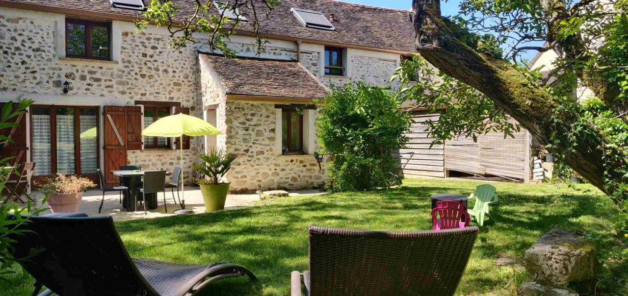 Апартаменты Escalebelair Fontenay-les-Briis Экстерьер фото